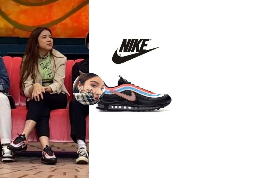Tiara Andini memakai sepatu dari merk Nike (instagram.com/fashion_tiaraaandini)