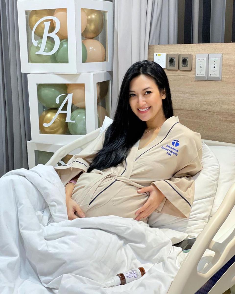 potret hamil Sylvia Fully hingga lahiran anak ketiga (instagram.com/sylvia_fully88)