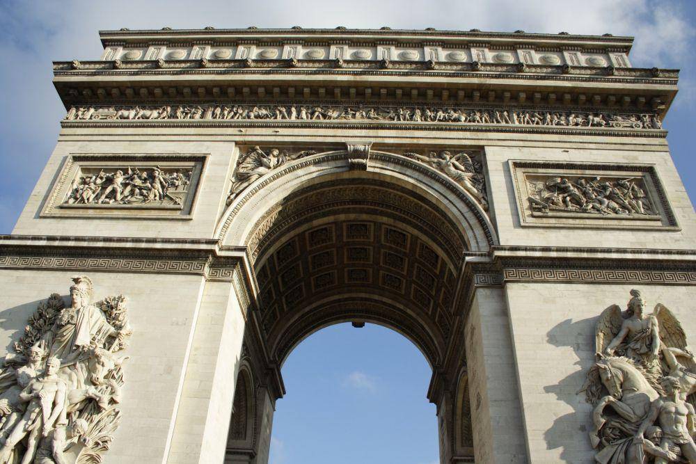 Arc de Triomphe (pixabay.com/fifeexplorer)