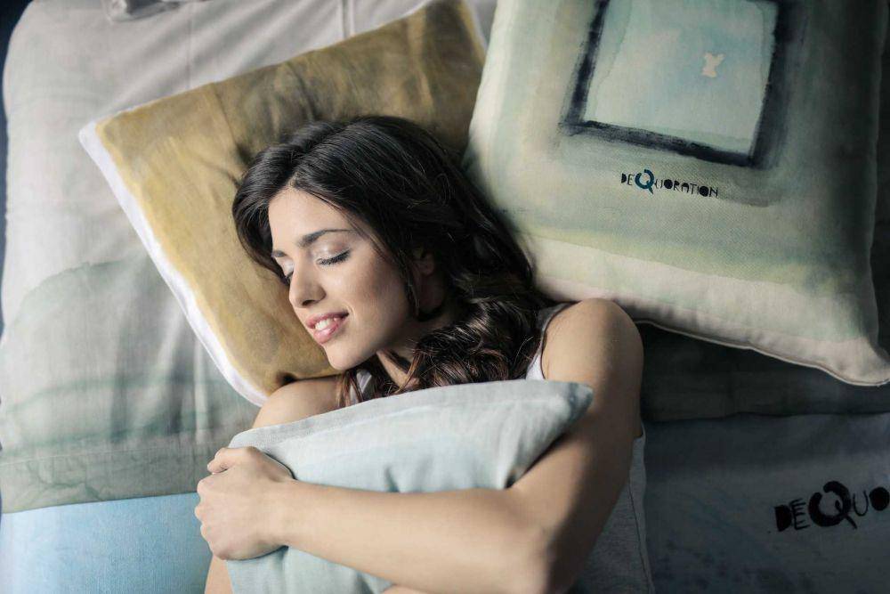 Ilustrasi Wanita Tidur (Pexels.com/Andrea Piacquadio)