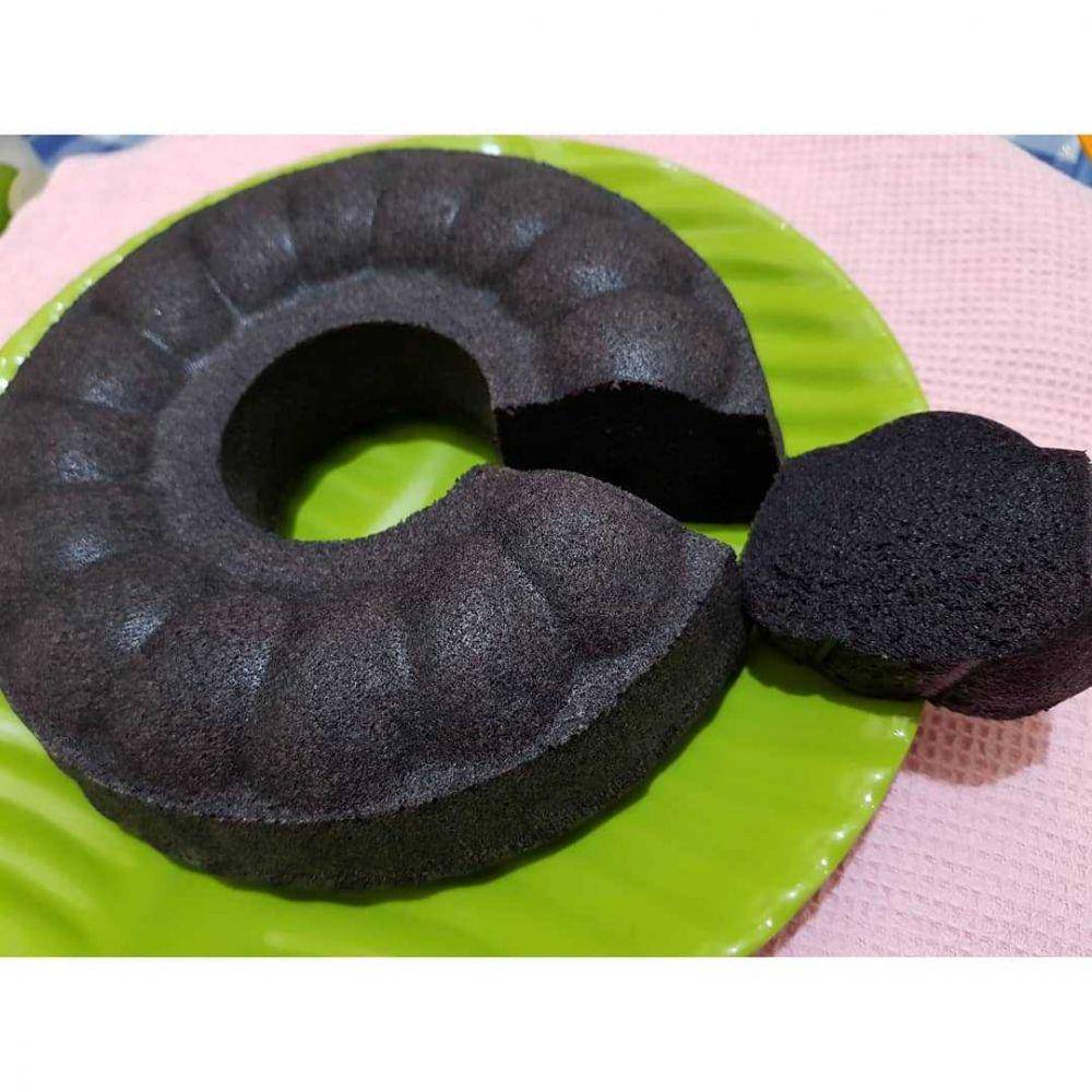 Bolu ketan hitam (Instagram.com/millie_recipes)