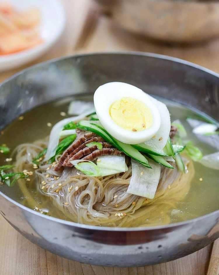 naengmyeon (instagram.com/koreanbapsang)