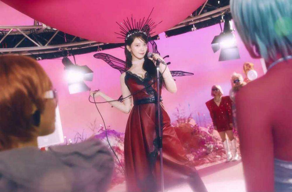 Yoona SNSD (instagram.com/girlsgeneration)