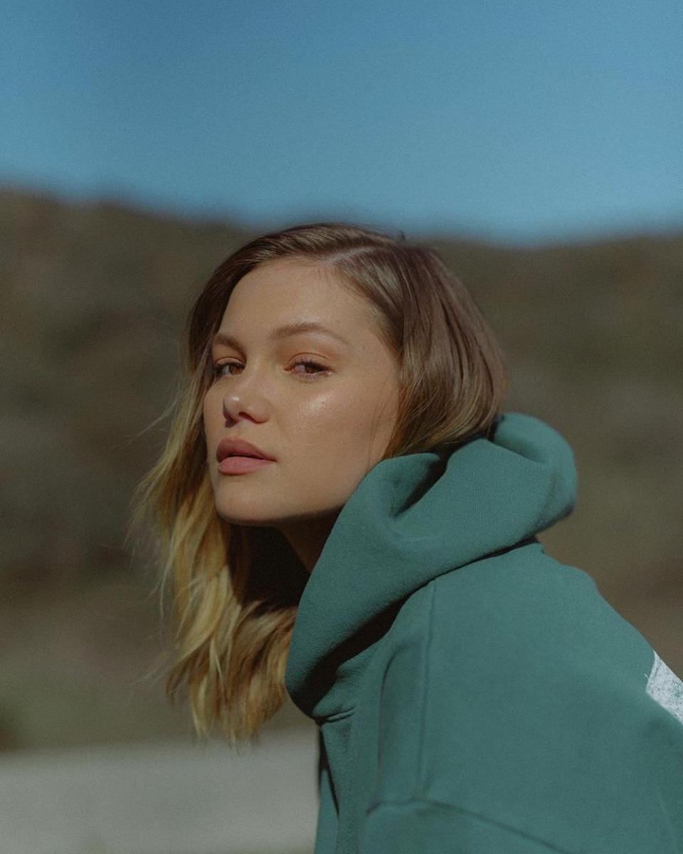 Olivia Holt (instagram.com/olivia_holt)