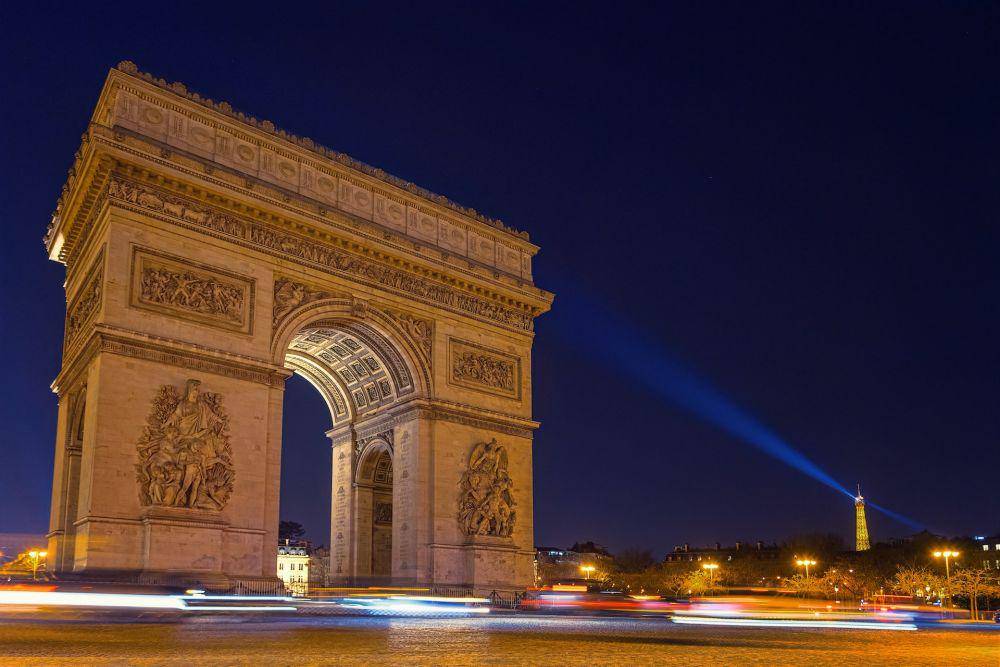 Arc de Triomphe (unsplash.com/ohannes Plenio)