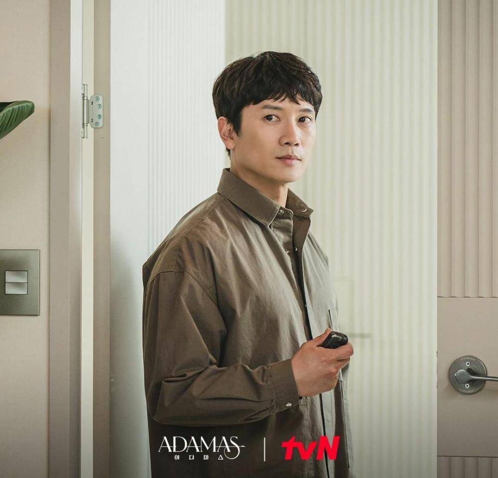 Ji Sung di drama Adamas (instagram.com/tvn_drama)