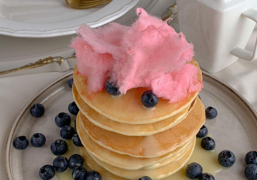 ilustrasi pancake gulali (pexels.com/solod_sha)