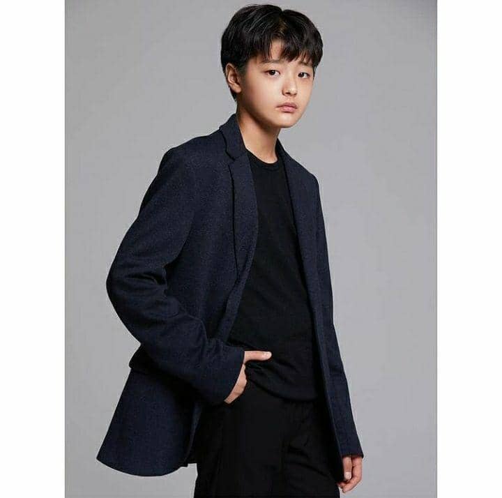 ootd Park Sang Hoon (instagram.com/parksanghoon_official)
