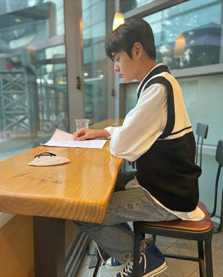 ootd Park Sang Hoon (instagram.com/parksanghoon_official)