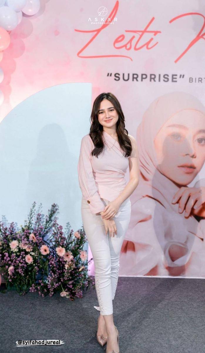 Tamu artis di ulang tahun Lesti Kejora (instagram.com/askar_photography)