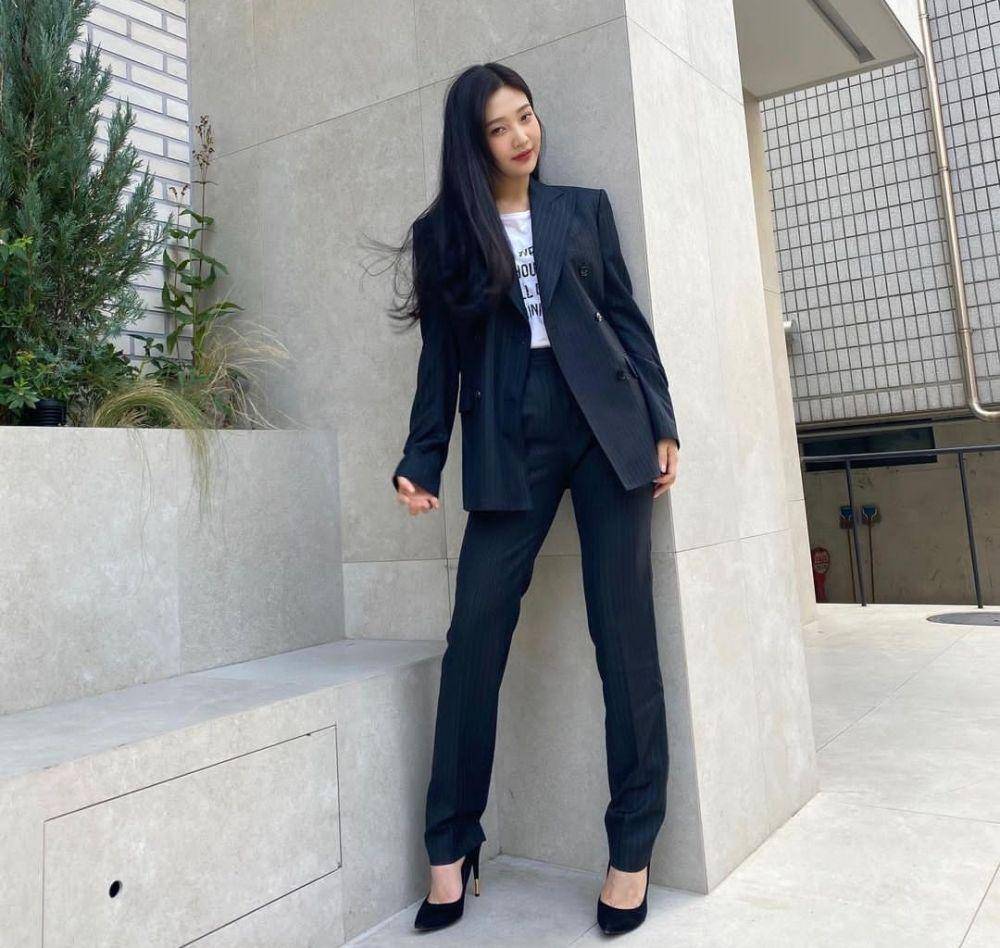 Joy Red Velvet (instagram.com/_imyour_joy)