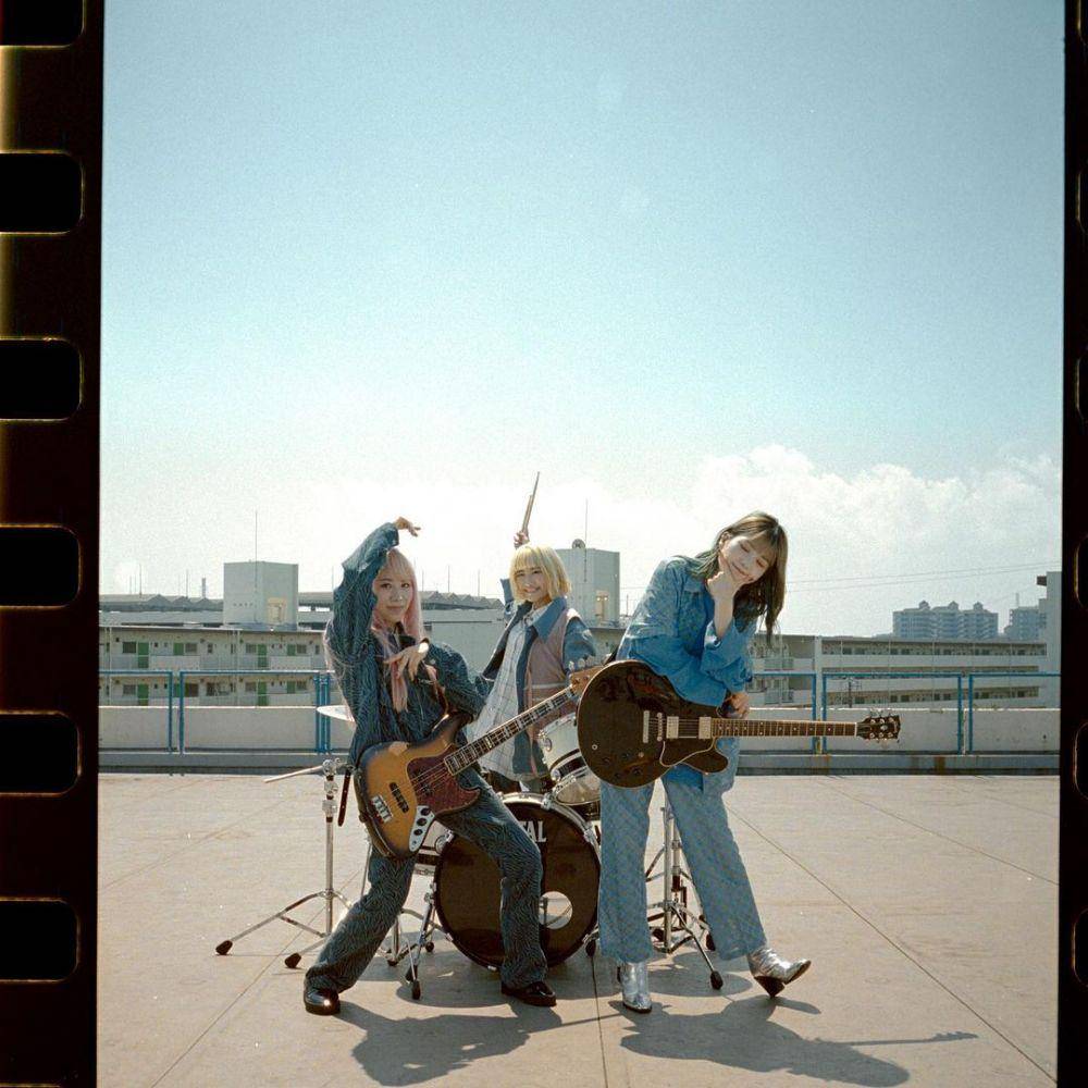 The Peggies (instagram.com/the_peggies)
