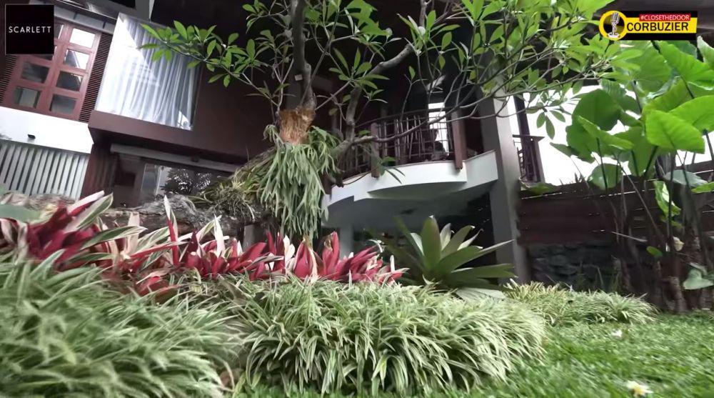 rumah Deddy Corbuzier (YouTube.com/Azka Corbuzier)