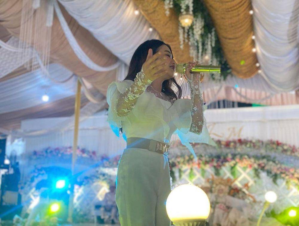 Rara Lida (instagram.com/lida_rara06)