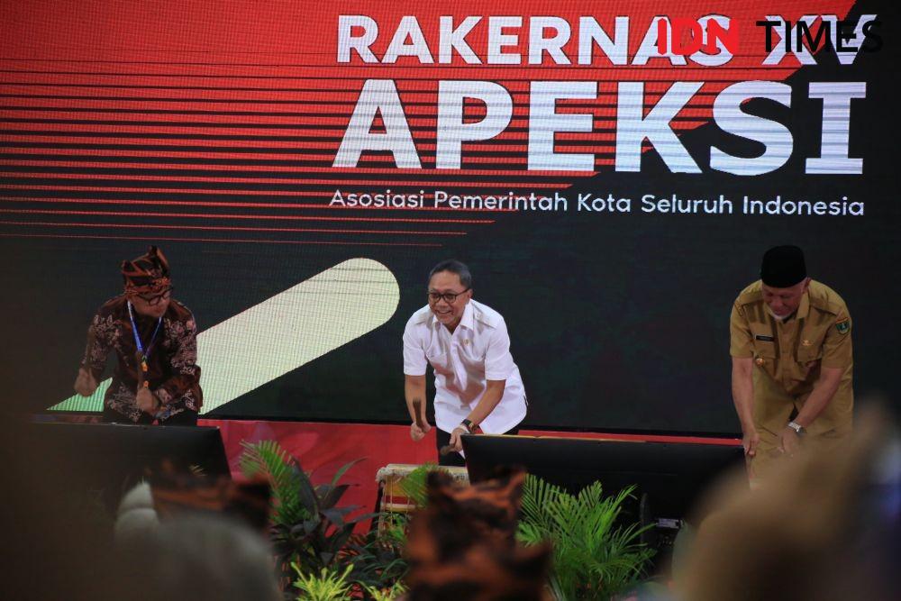 Pembukaan Rakernas Apeksi XV di Padang, Sumatra Barat. IDN Times/Andri NH