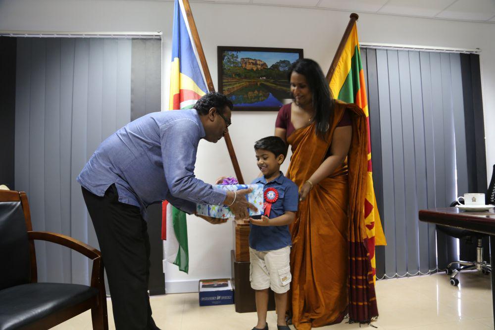 Thanuwana Serasinghe (twitter.com/SLinSeychelles)