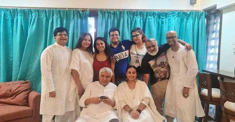 Divya Dutta dan sahabat (instagram.com/divyadutta25)