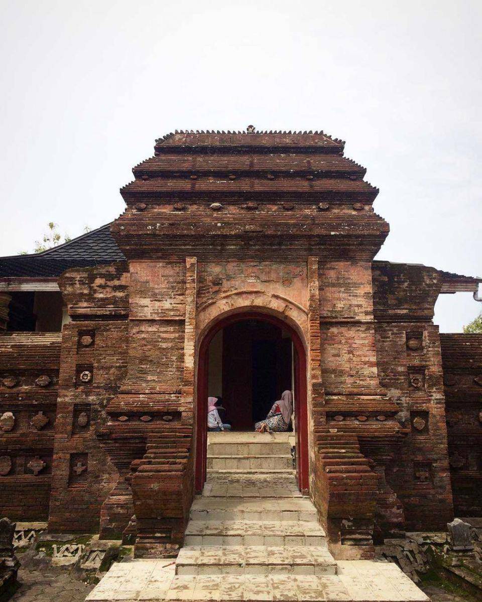 Masjid Mantingan (instagram.com/juristhegreat)