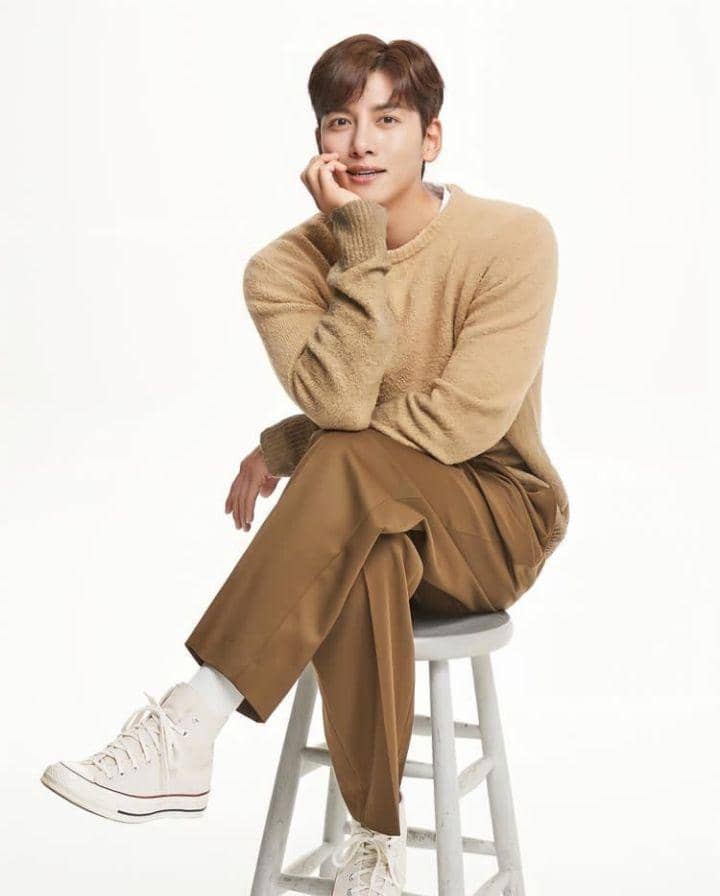 OOTD ala Ji Chang Wook (instagram.com/jichangwookk)