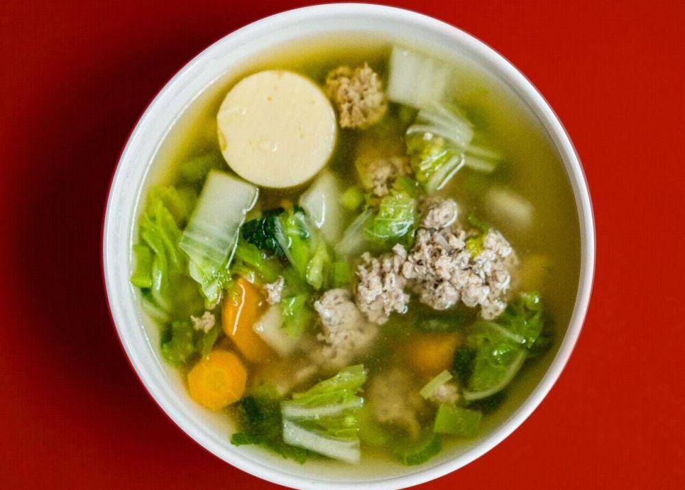 ilustrasi sayur bening tahu (pexels.com/Cook Eat)