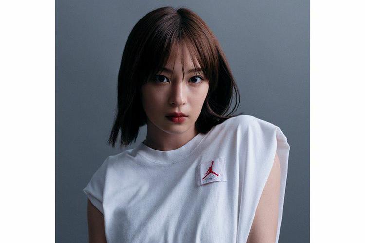 Suzu Hirose (instagram.com/suzu.hirose.official)