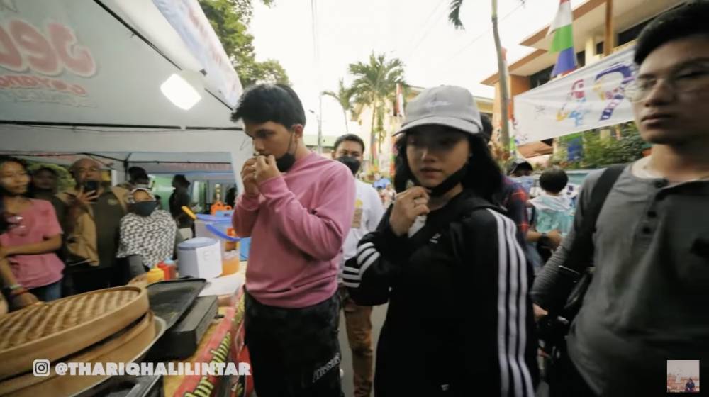 momen pacaran Fuji dan Thariq (YouTube.com/Thariq Halilintar)