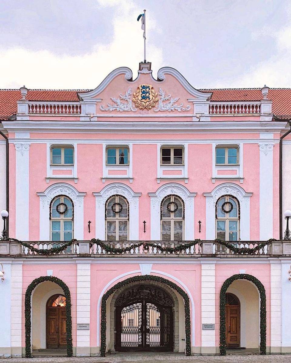 Toompea Castle (instagram.com/carolinedavis36)