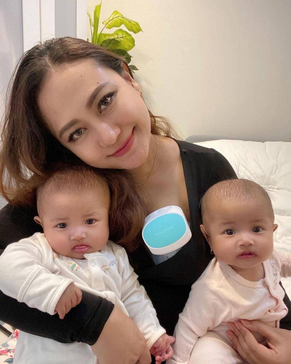 Aiu dan putri kembarnya (instagram.com/aiu_rp)