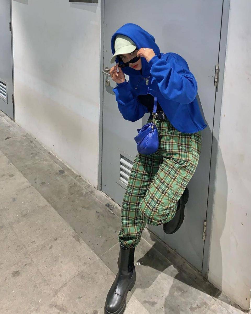 Ide style hoodie maddy ala Ayandira (instagram.com/ay.andr_)