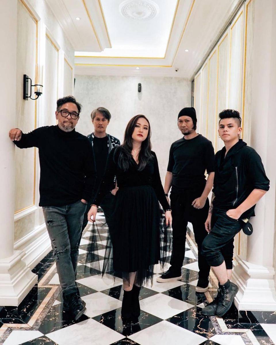 Aiu dan Coklat (instagram.com/aiu_rp)