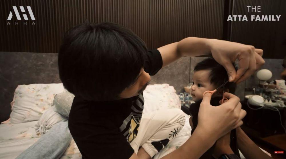 Atta potong rambut Ameena (youtube.com/atta halilintar)