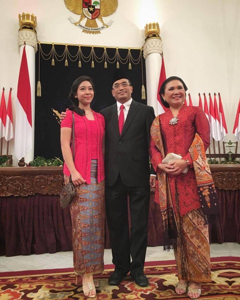 Kebaya Endang Budi Karya Sumadi (instagram.com/bambinayudia)