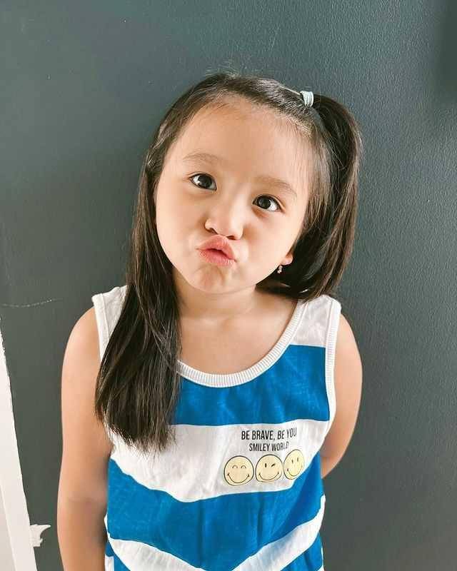 Moonella (instagram.com/babymoonella)