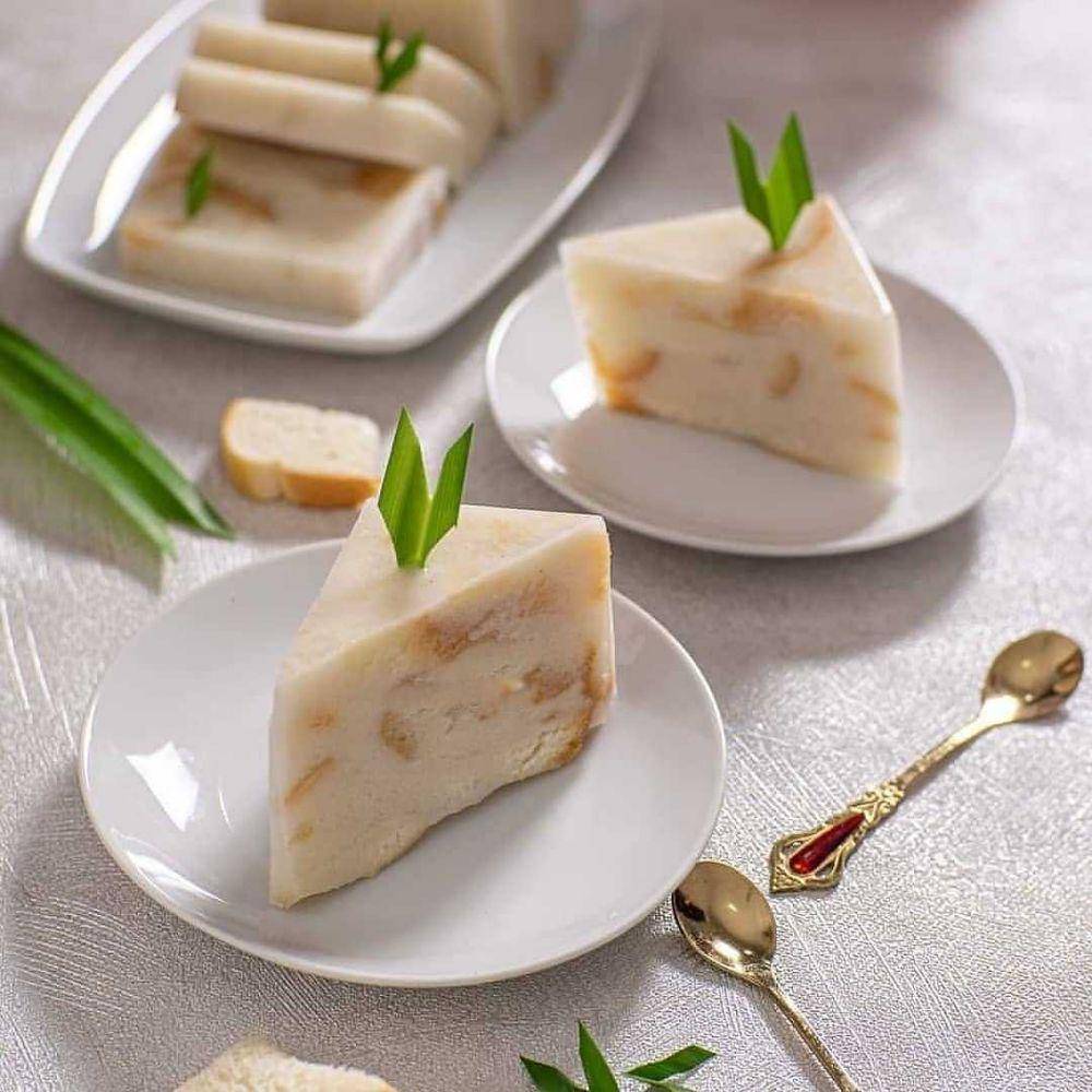 puding roti tawar (instagram.com/sarongsarie)