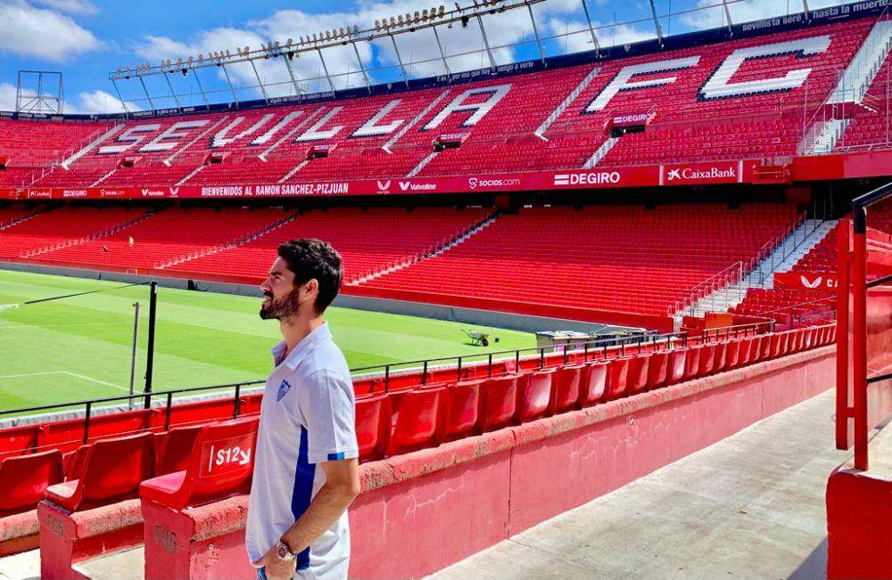 Isco (twitter.com/SevillaFC_ENG)