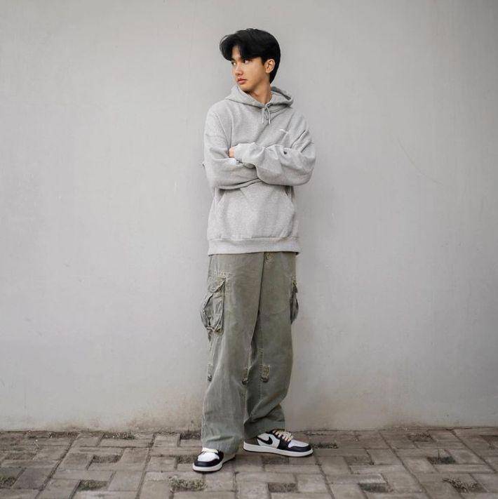 OOTD ala Ari Irham (instagram.com/ariirhamm)