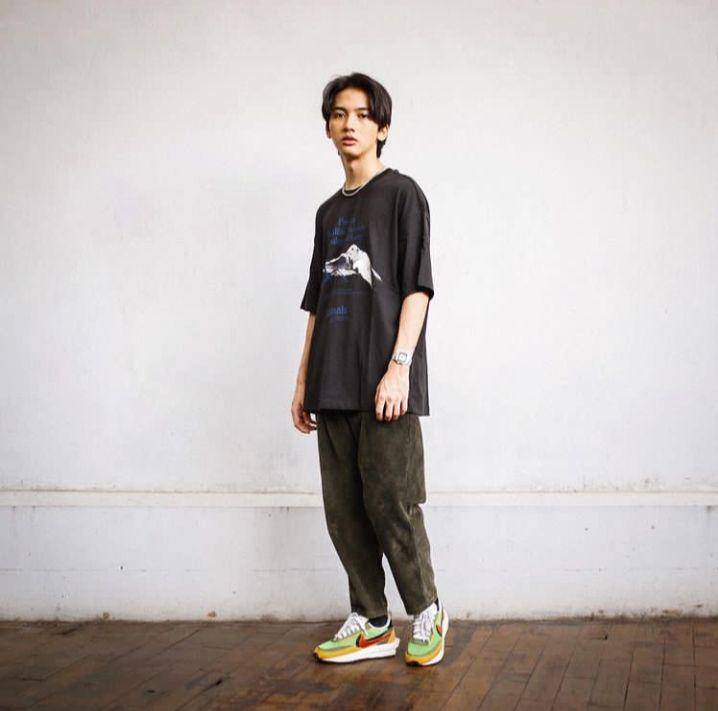 OOTD ala Ari Irham (instagram.com/ariirhamm)