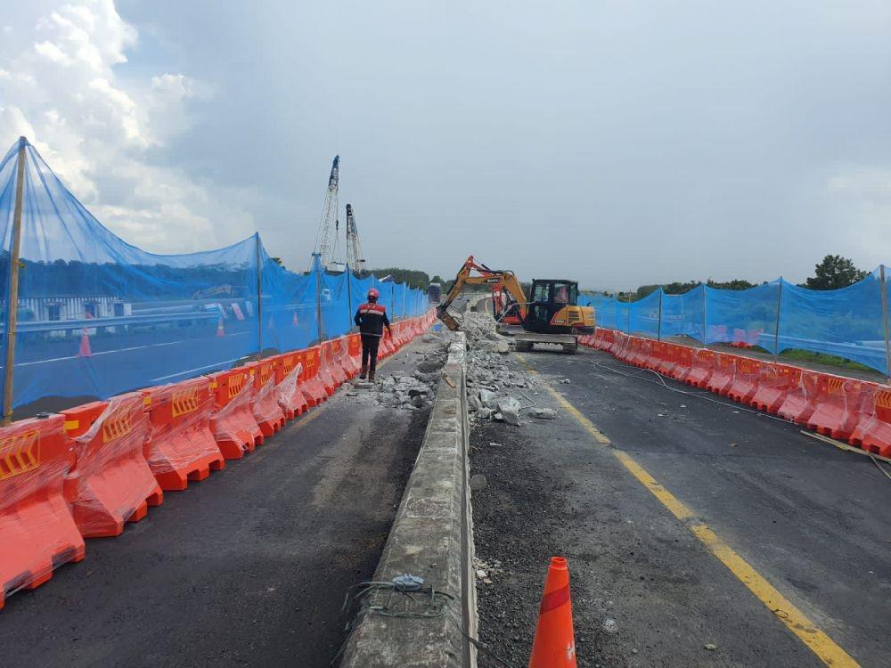 Perkuat Jembatan Sodong, Tol Sumatera KM 252+600-KM 254+200 Dialihkan