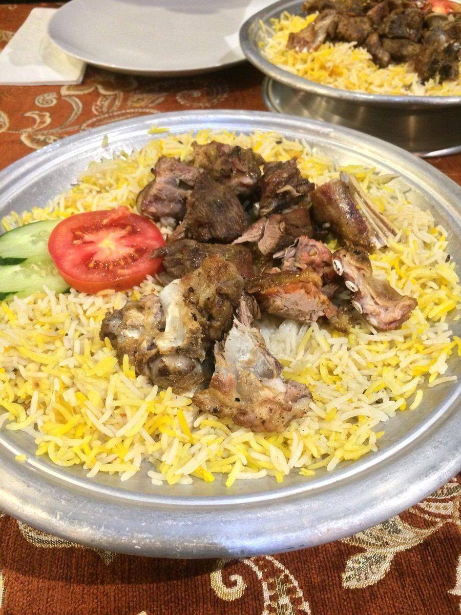 Ilustrasi nasi mandhi (tripadvisor.com)