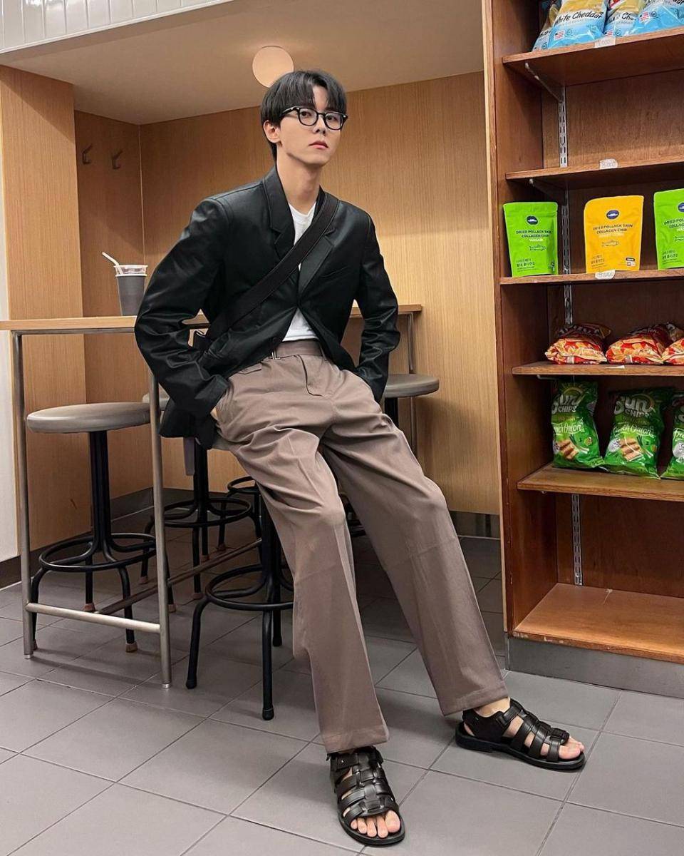 ide OOTD dengan jaket ala Joo Woo Jae (instagram.com/ophen28)