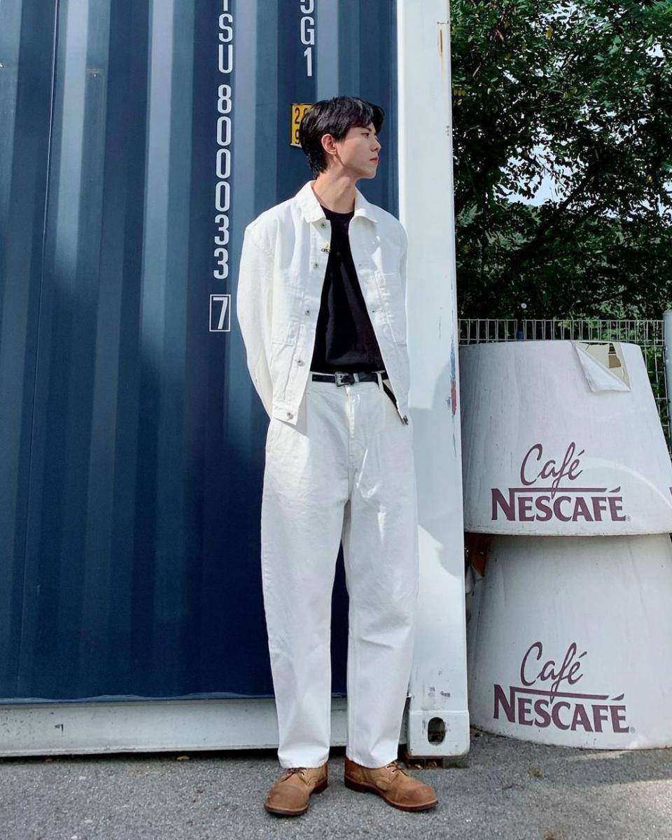 ide OOTD dengan jaket ala Joo Woo Jae (instagram.com/ophen28)