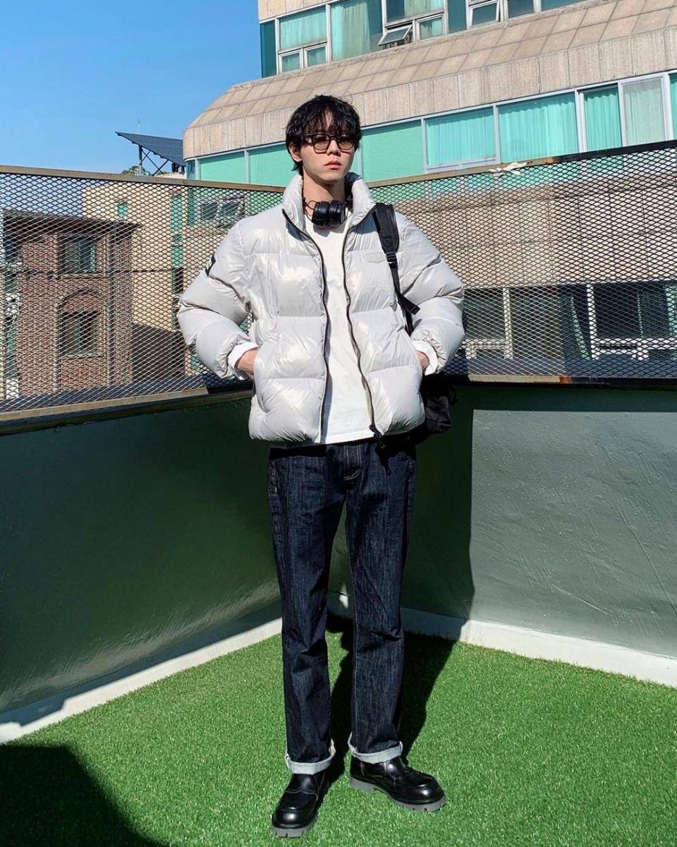 ide OOTD dengan jaket ala Joo Woo Jae (instagram.com/ophen28)