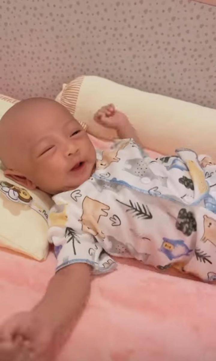 Baby Moana (instagram.com/riaricis1795)