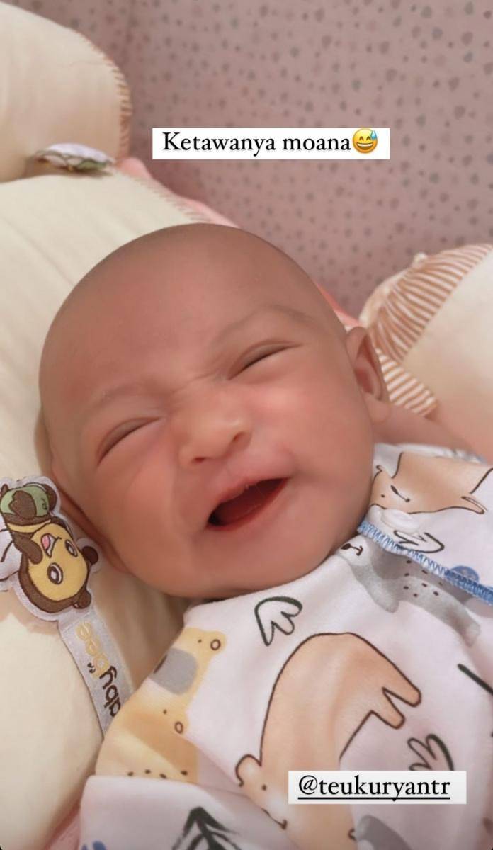 Baby Moana (instagram.com/riaricis1795)