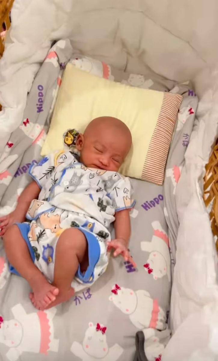 Baby Moana (instagram.com/riaricis1795)