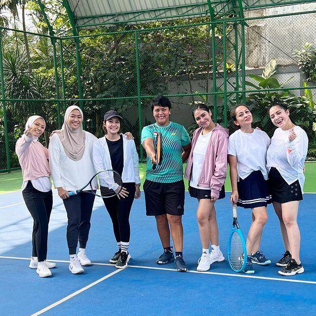 Nagita Salvina dan Caca Tengker (instagram.com/spinderellas.tc)