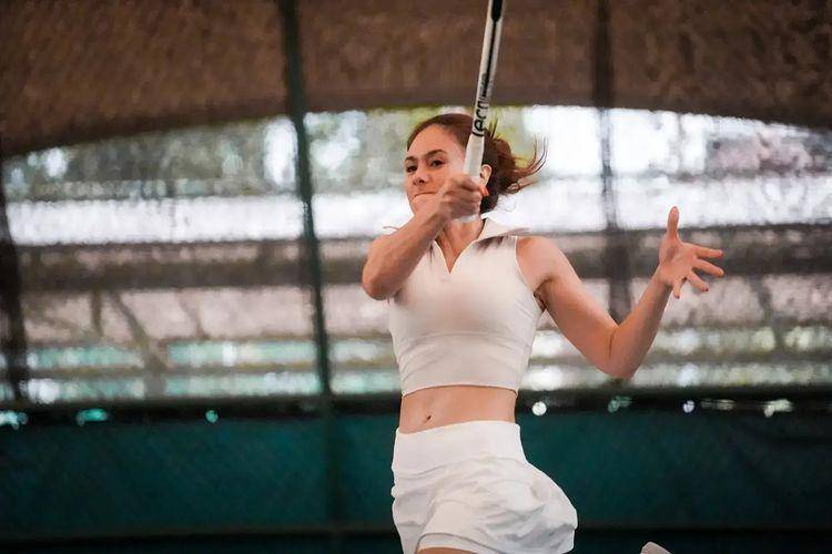 Wulan Guritno (instagram.com/wulanguritno)