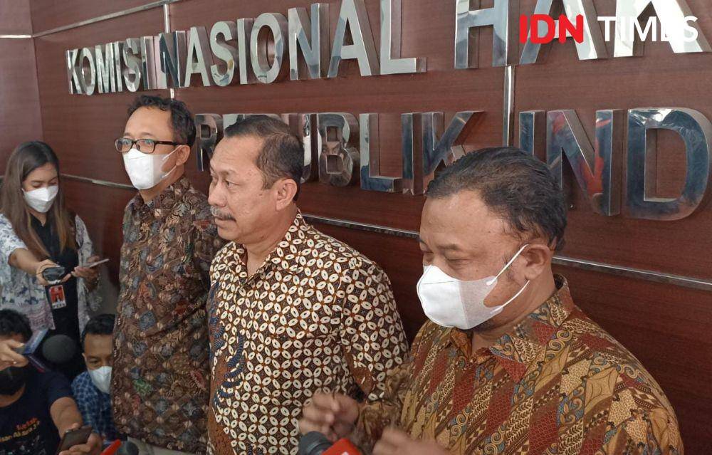 Pernyataan Komnas HAM mengenai pemeriksaan Ferdy Sambo pada Selasa (9/8/2022). (IDN Times/Lia Hutasoit)
