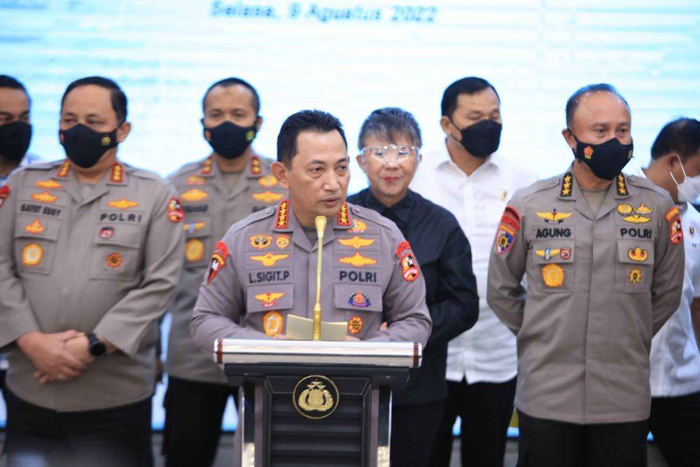 Jumpa pers Kapolri Jendral Pol Listyo Sigit umumkan Irjen Ferdy Sambo sebagai tersangka kasus pembunuhan berencana Brigadir J. (dok. Humas Polri)