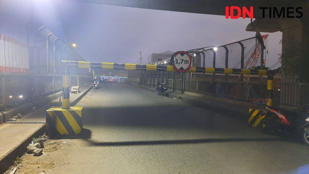 Jembatan lama direncanakan jadi wahana bermain. (IDN Times/Imam Faishal).